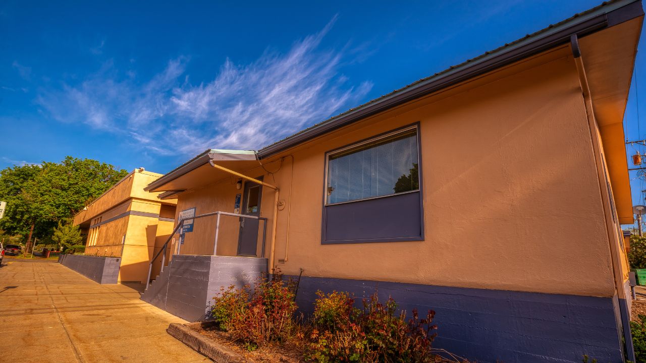 WVC Omak's Administrative Services Building